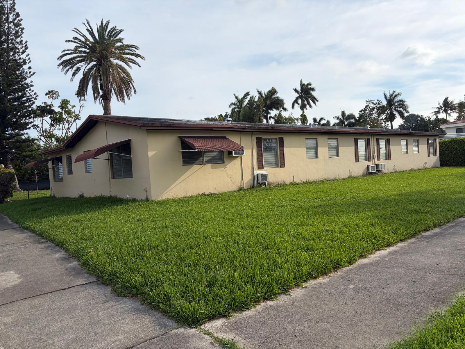 1120 N 14 Ave, Unit 2