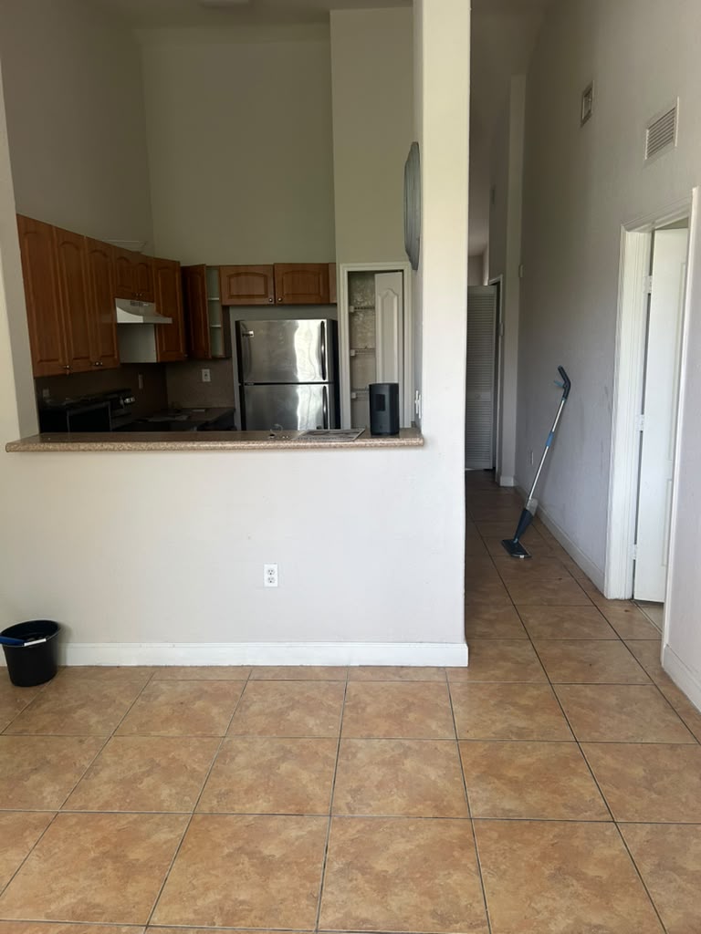 2460 SE 16 Ter, Unit 201